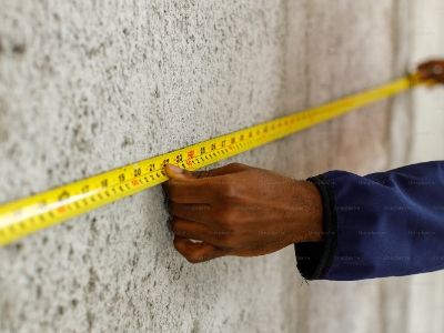أنواع مختلفة من أشرطة القياس وتطبيقاتها